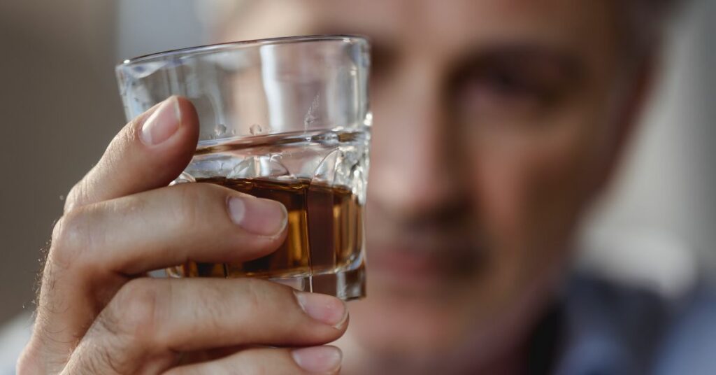 5 גורמי סיכון לבעיות התמכרות