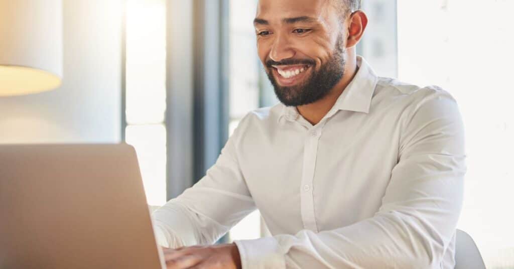 היתרונות של שירותי Office 365 לעסק שלך